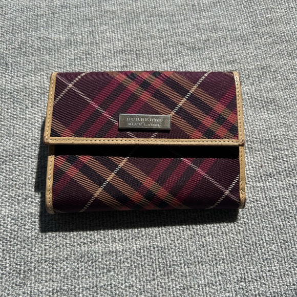 Burberry Handbags - Burberry Blue label wallet
